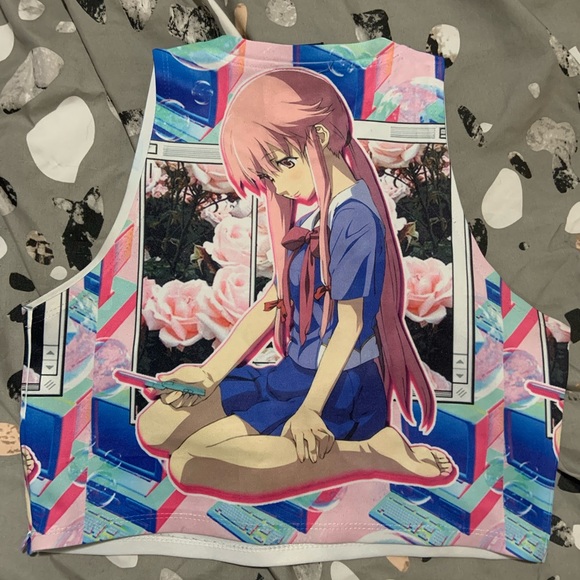 Women’s Graphic Crop Top - Picture 2 of 3